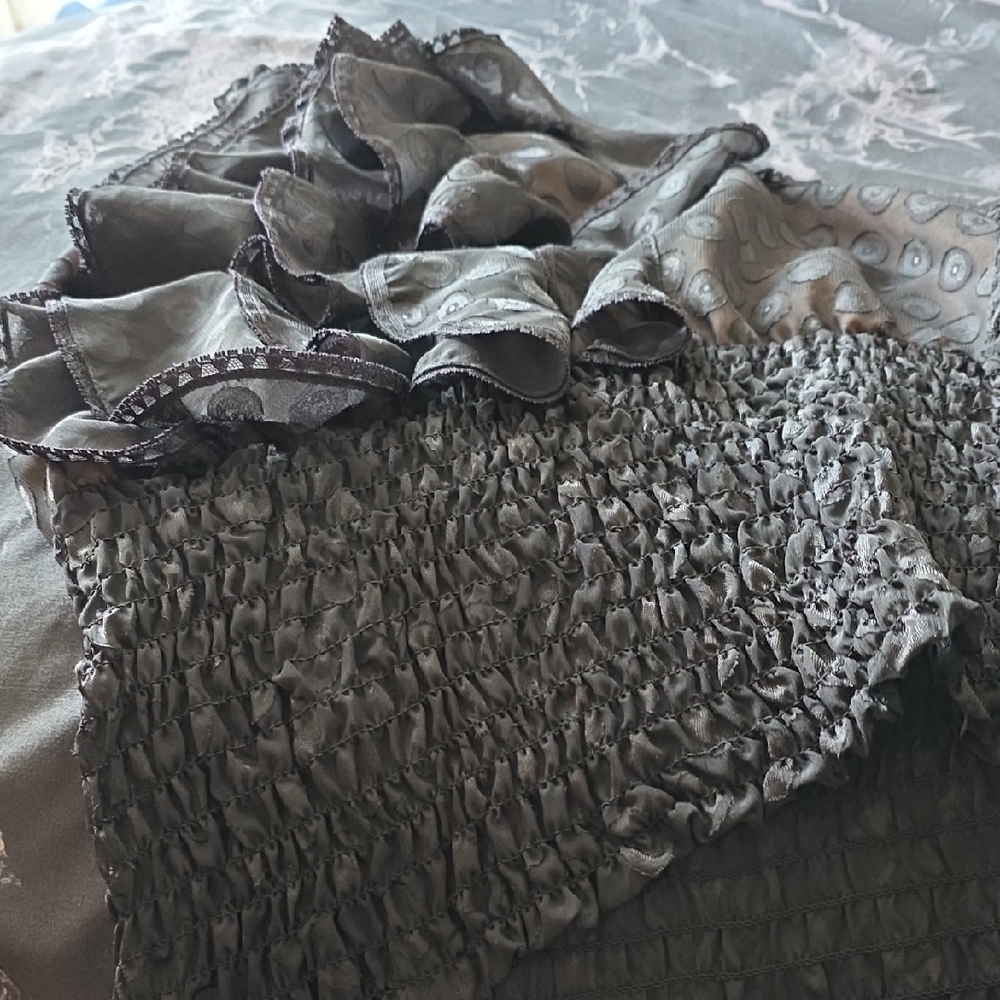 Elegant Black Grey Layered Ruffle No Sleeve Semi See Through Tunic Cropped Top - Picture 15 of 16